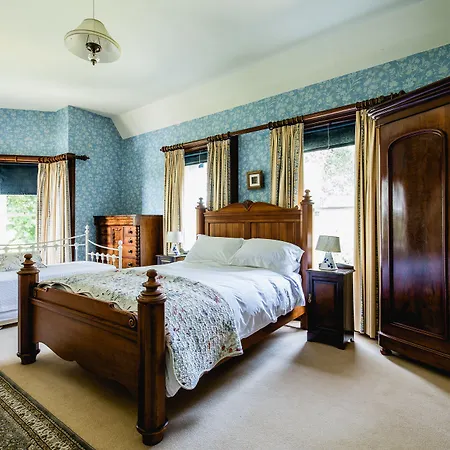 Kiltariff Hall Country House-2